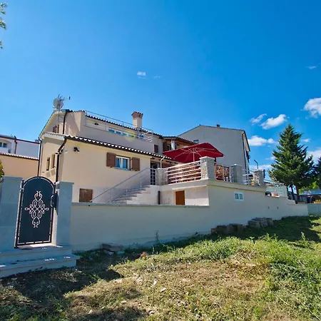 Avemar Semesterbostad *