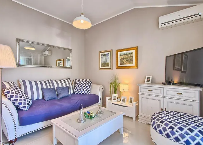 Semesterbostad Avemar *