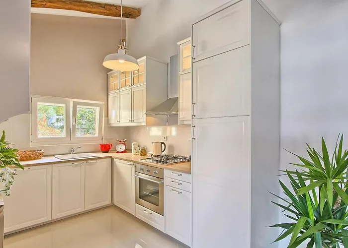 Avemar Vakantiehuis Pula