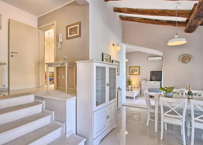 Vakantiehuis Avemar Pula