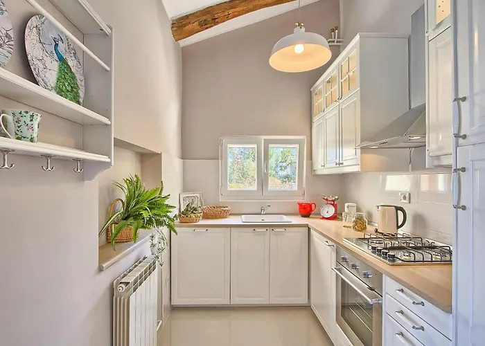 Avemar Vakantiehuis Pula