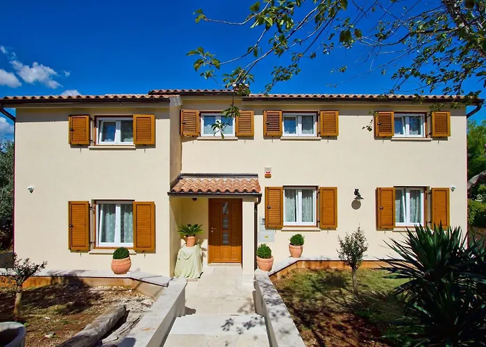 Vikendica Avemar Pula